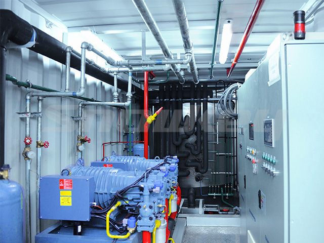 集装箱式片冰系统(45吨/天)